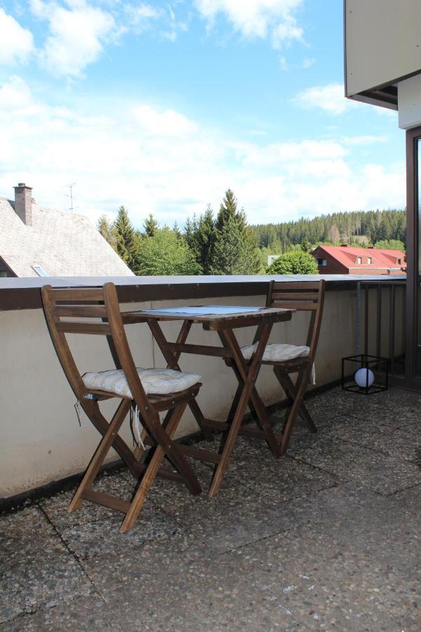 1-Zimmer-Apartment Mit Grossem Balkon Schönwalde Exterior foto